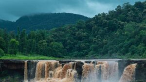 Travel Saputara amidst clouds and mist during the monsoon