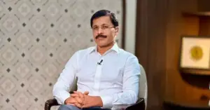 Tukaram Mundhe takes action against the trade of illegal medicines in Maharashtra.