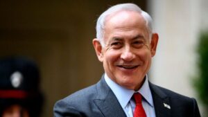 Benjamin Netanyahu spends 40 million on his hair style and makeup!