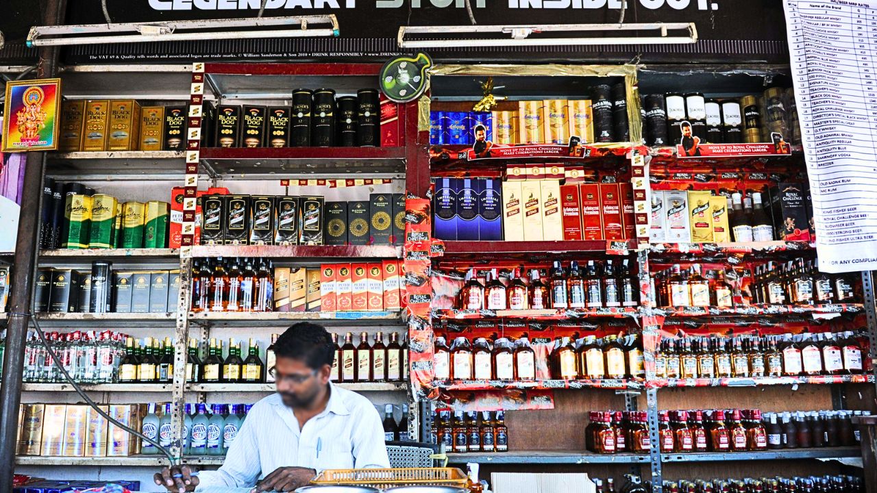 Government makes major changes to liquor shop licenses