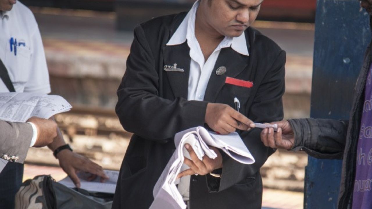 Huge fines collected from this zone of Indian Railways in just 5 months.