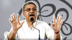 Kalyan Banerjee attacked Ritabrata Banerjee over his fee comment