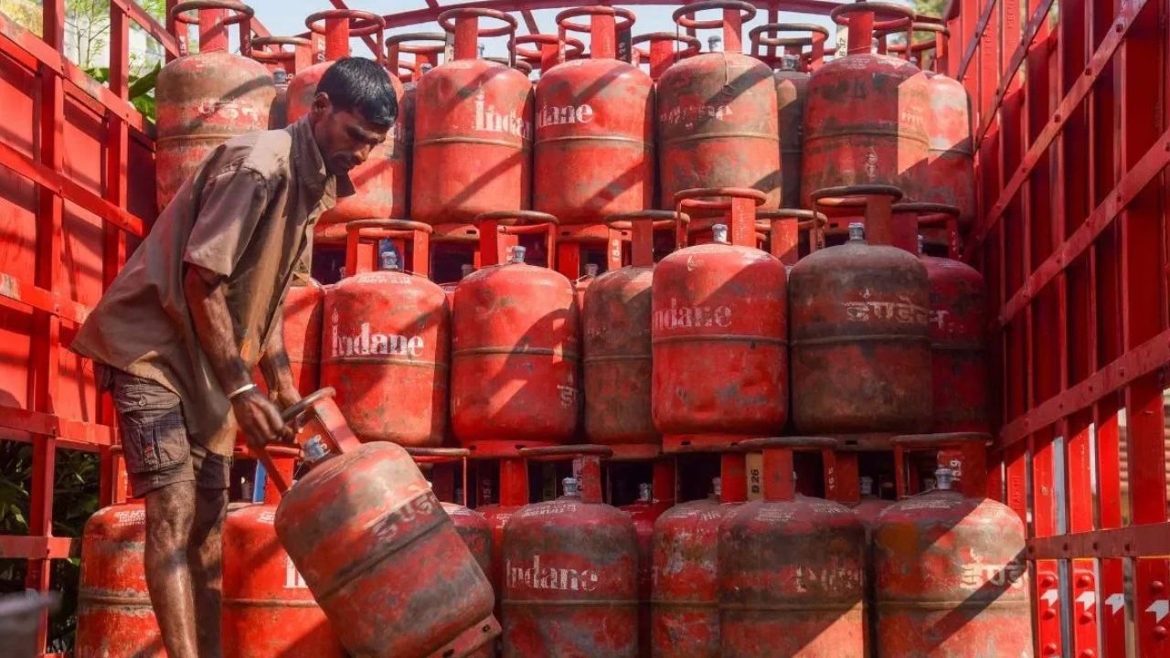 62 lakh LPG customers across the country reduced, know the details.