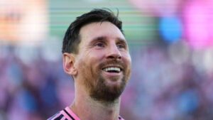 Lionel Messi scores a stunning goal, watch video.