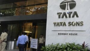 Why is Noel Tata opposing the listing of Tata Sons on the share market?