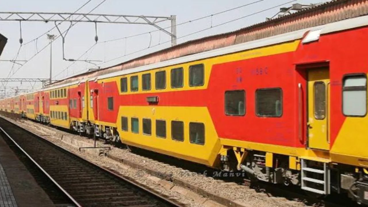 Indian Railways first ac double decker train to be permanently stopped 