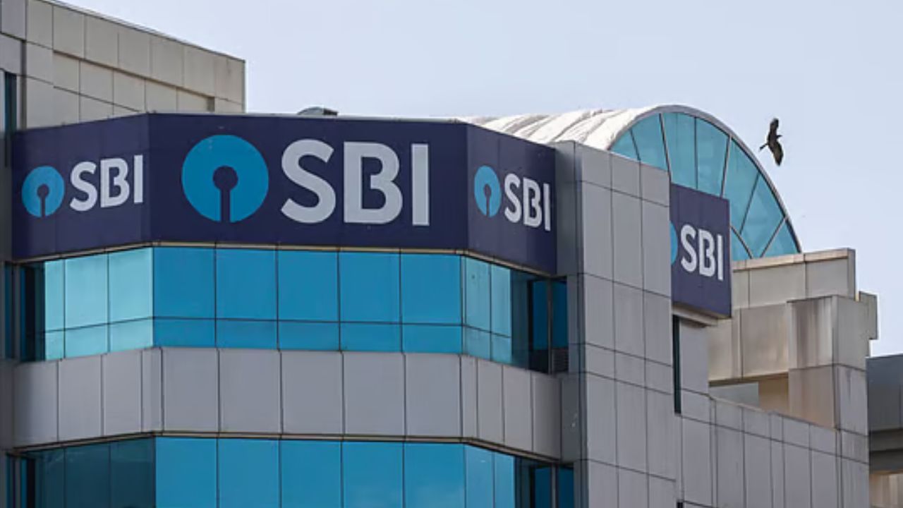 SBI find out when and at what time UPI services will be unavailable