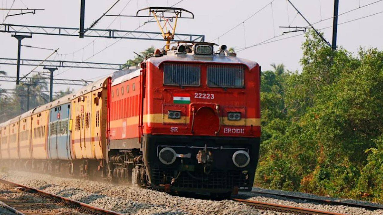 Indian Railways several trains cancelled on the Howrah-Kharagpur section