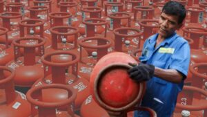 LPG Cylinder relief for the middle class gas may become cheaper