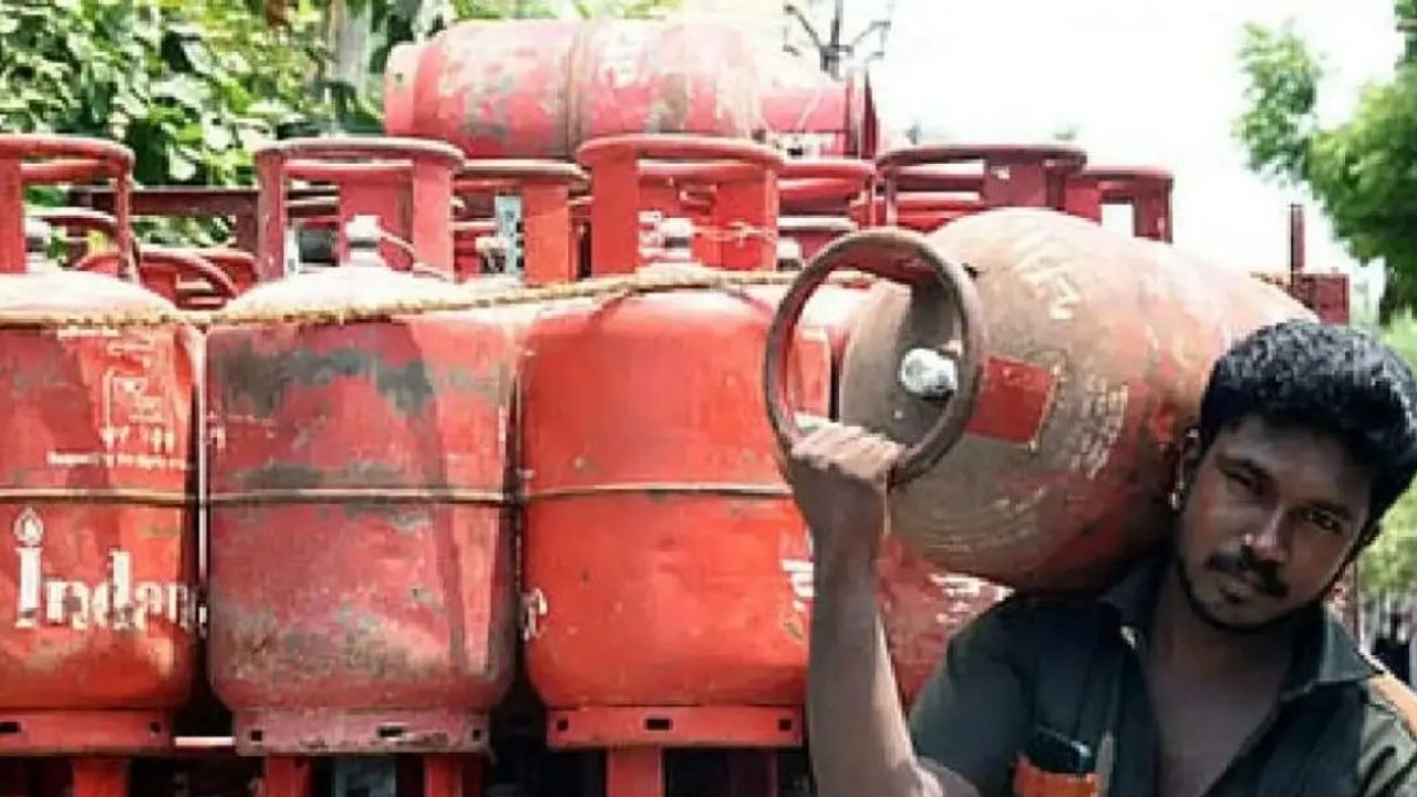 LPG Cylinder price hike on the first day of the month check the new rates