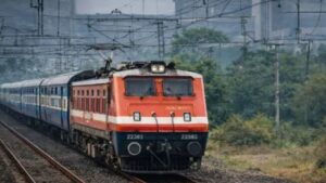 Indian Railways commuting by train daily this app will save you time