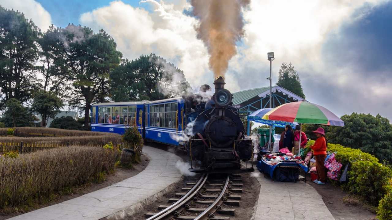 Toy Train huge earning during Durga Puja 