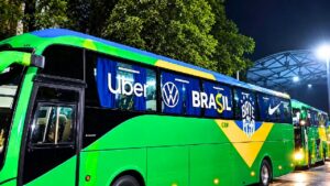 The Brazil team reached Kolkata and won hearts of fans