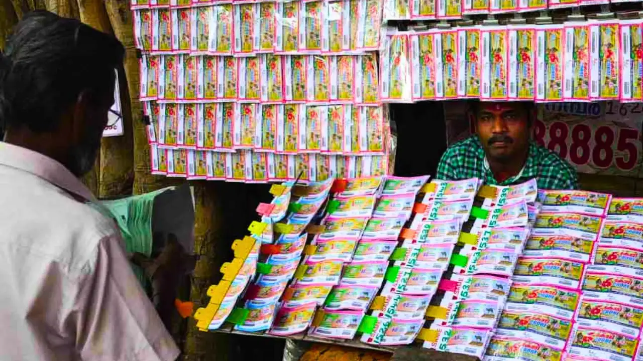 Know how much you will get if you win 1 crore in lottery
