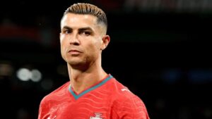 Cristiano Ronaldo leaves Portugal's training camp, what did he tell fans?