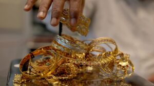 Why are gold-silver prices gradually falling? Find out the details.