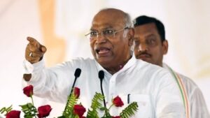 Congress President Mallikarjun Kharge sparks controversy by making a snide remark involving Modi's father