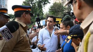 Actor Imran Khan decides to approach the court following the issuance of a 'leave India' notice.