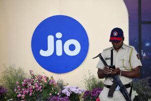 Buzz in the stock market! Jio IPO sets a stunning record.