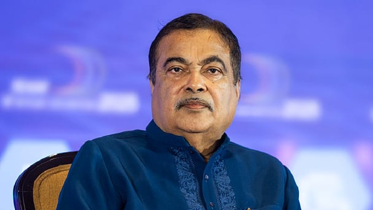 Nitin Gadkari makes explosive claim in debate over alternative fuels