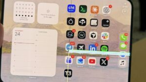 Apple takes major action following reports of 'cracks' appearing on iPhone Duo screens