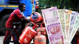 LPG Cylinder what is the price of gas in Kolkata today