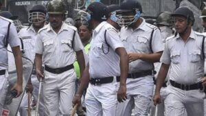 Kolkata Police maintains strict security surveillance during Puja